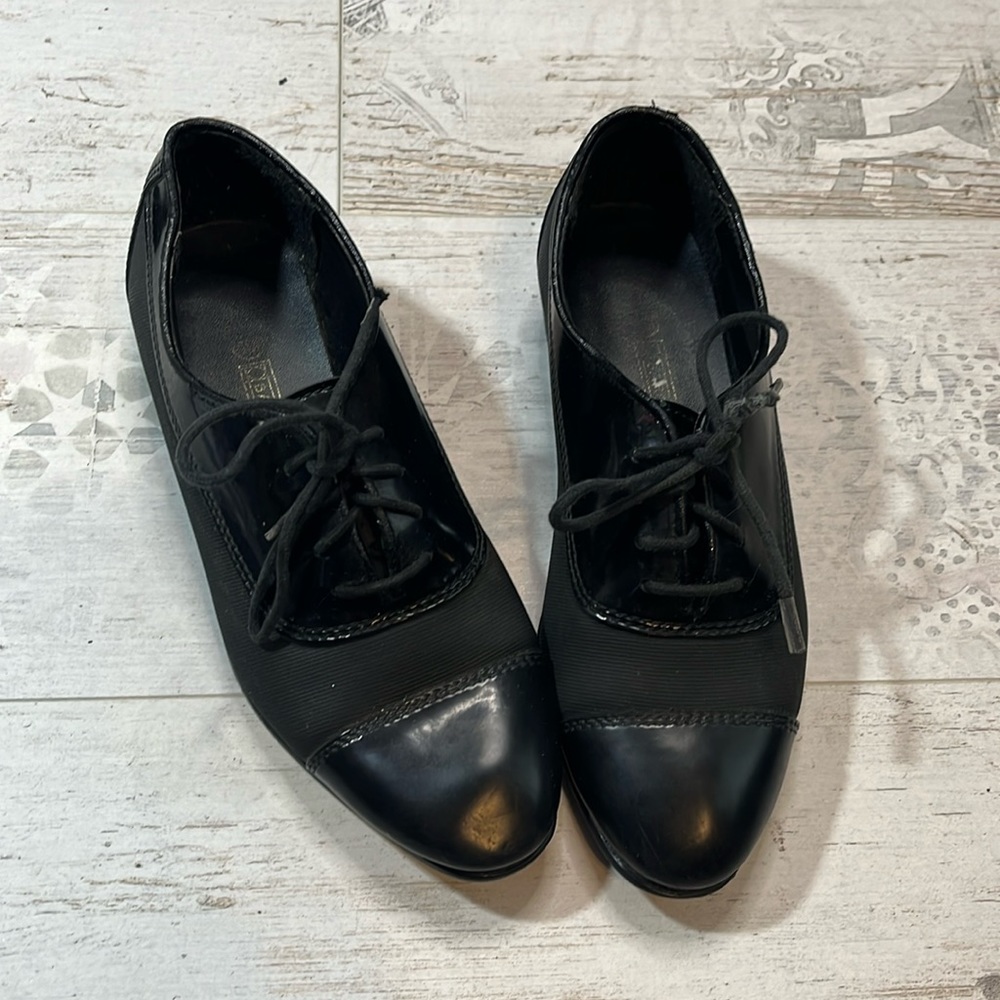 Barclay Men’s Black Dress Shoes Size 4